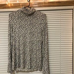 BUNDLE 3/$8 Dalmatian Print Turtleneck
